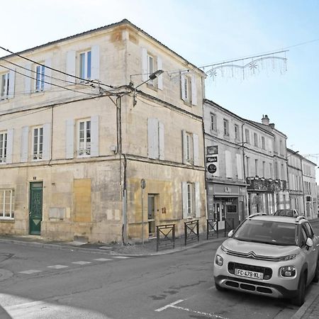T3 De Charme Situe En Hyper Centre Avec Wifi, Linge, Draps, Savons Et Serviettes Fournis Cognac Exterior foto