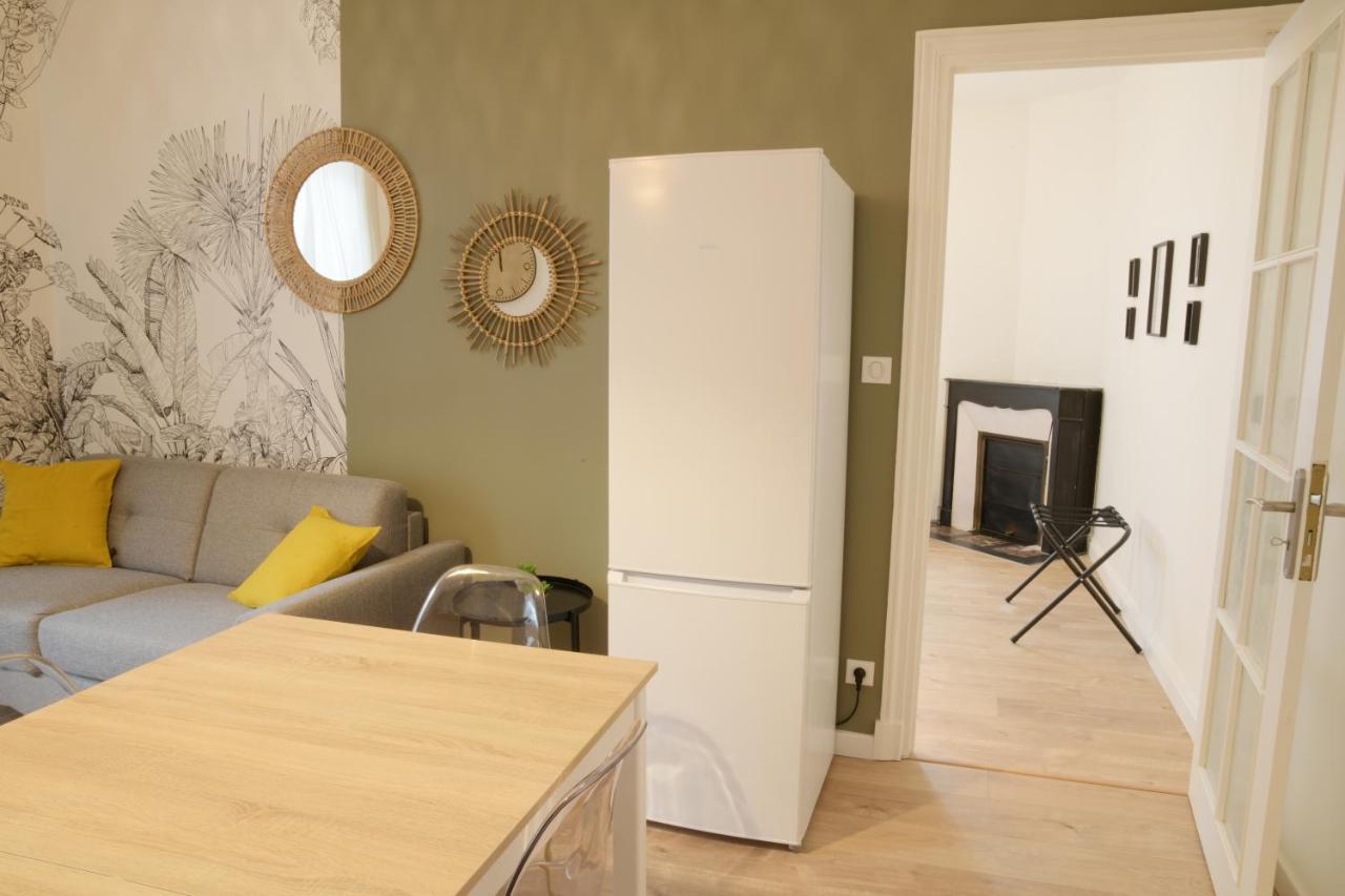 T3 De Charme Situe En Hyper Centre Avec Wifi, Linge, Draps, Savons Et Serviettes Fournis Cognac Cameră foto