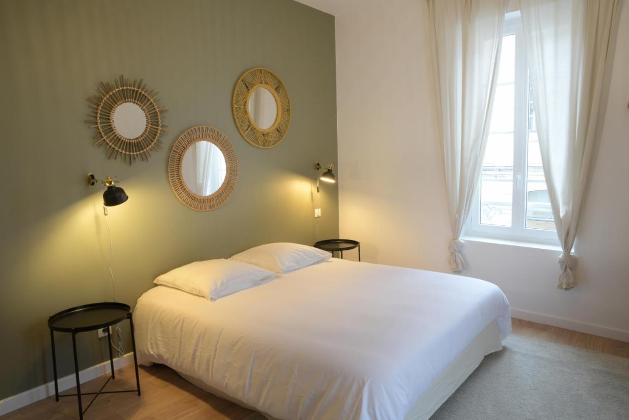 T3 De Charme Situe En Hyper Centre Avec Wifi, Linge, Draps, Savons Et Serviettes Fournis Cognac Exterior foto